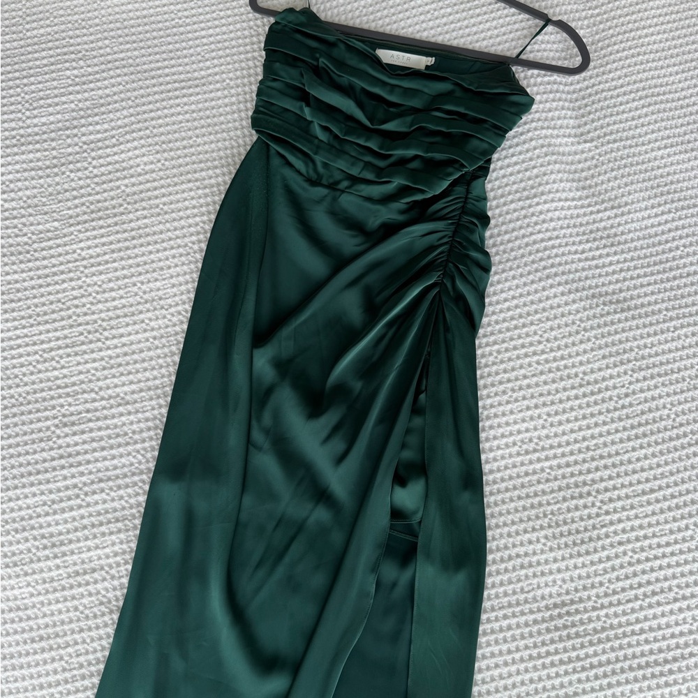 Astr Strapless Dark Green Dress